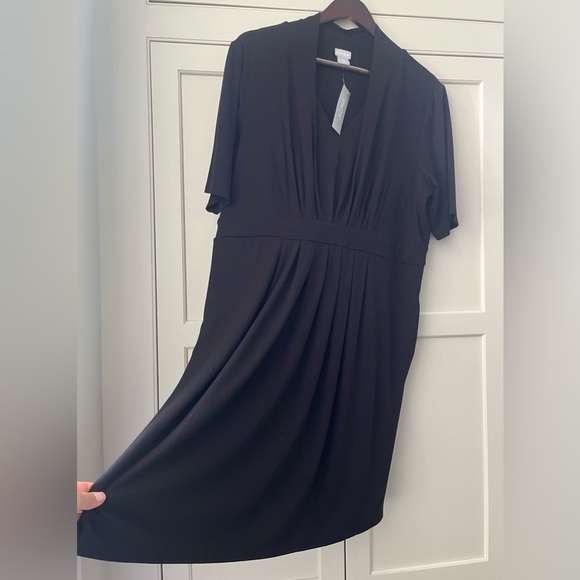 CHICO'S Soft Stretch Solid Black Pleated Dress Size 3 US 16 / 18 / XL NWT - Picture 4 of 9